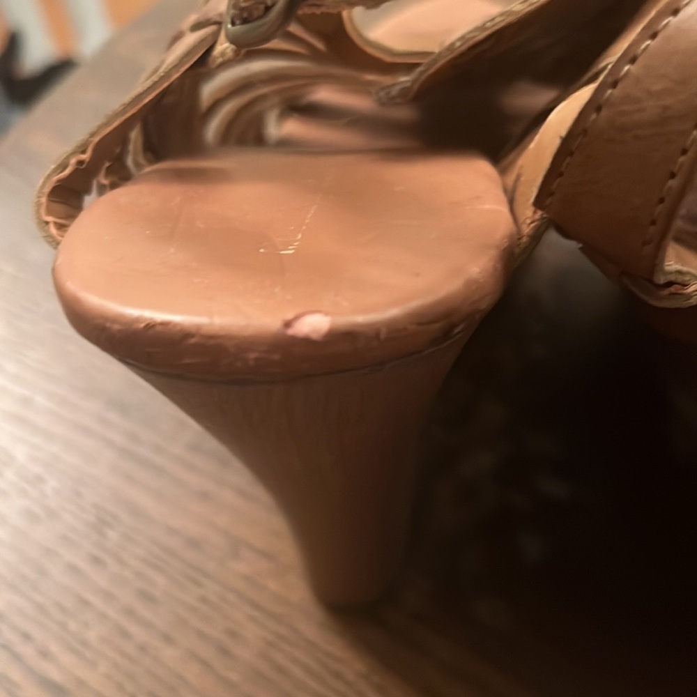 Mossimo supply brown leather sandals, size 9 - Picture 3 of 10